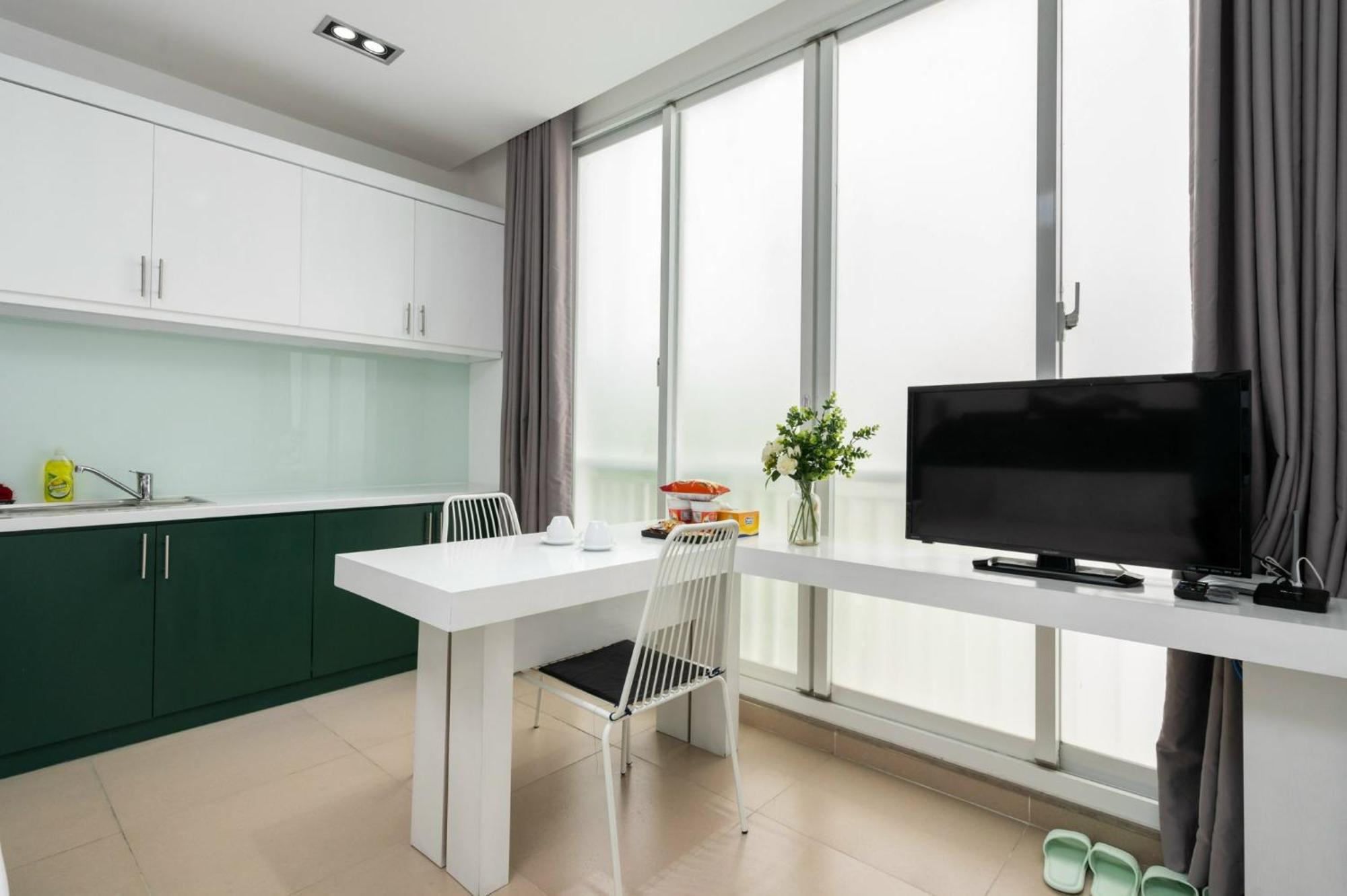 Green Garden Studio-district 3-luxurious Apartment-high Class Appartement *
