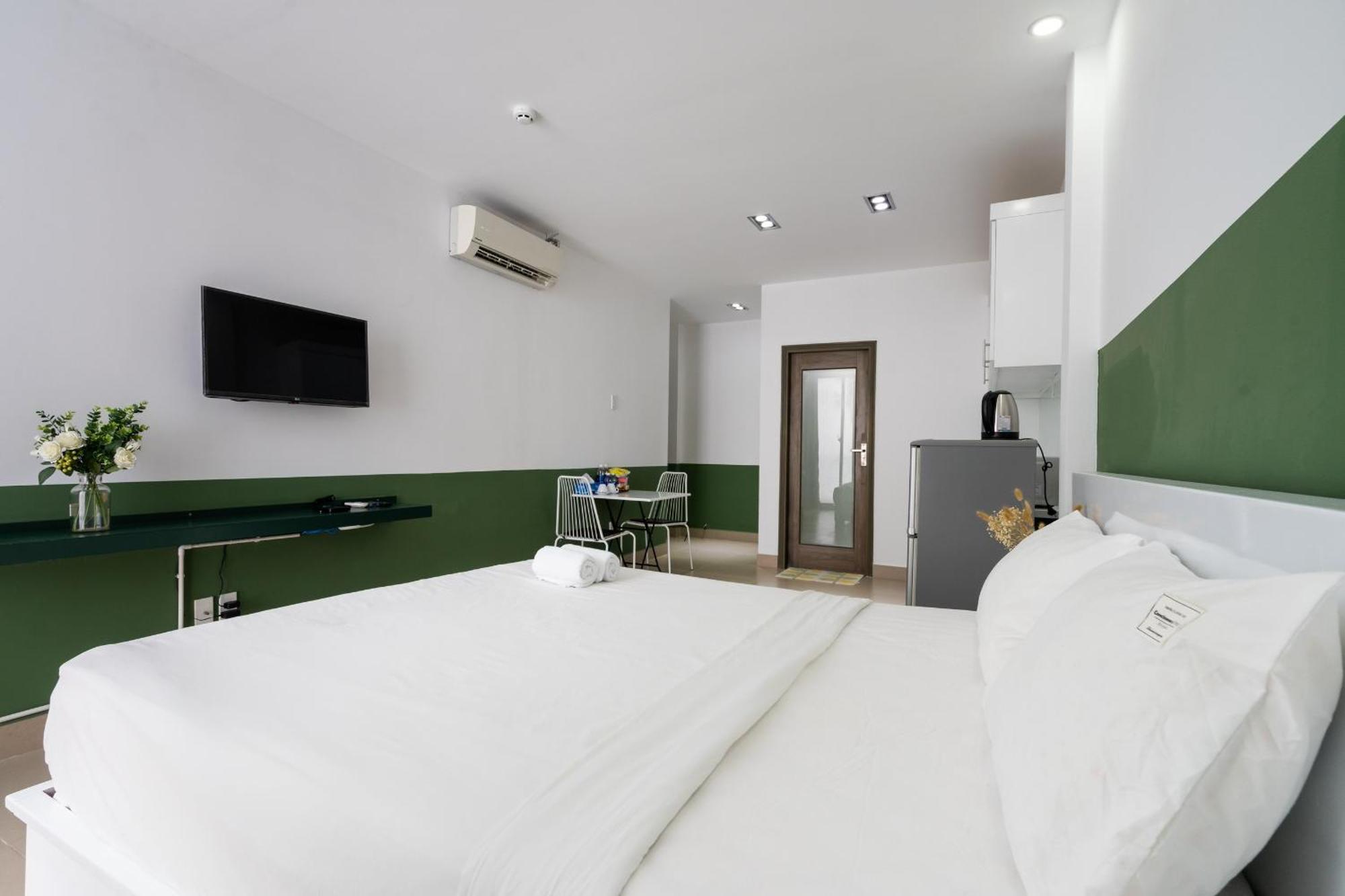 Green Garden Studio-district 3-luxurious Apartment-high Class Appartement *